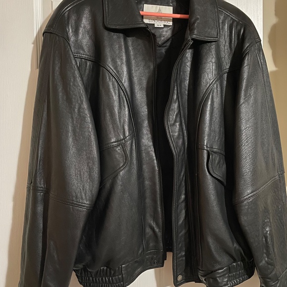 Men's vintage black leather jacket - Picture 3 of 7